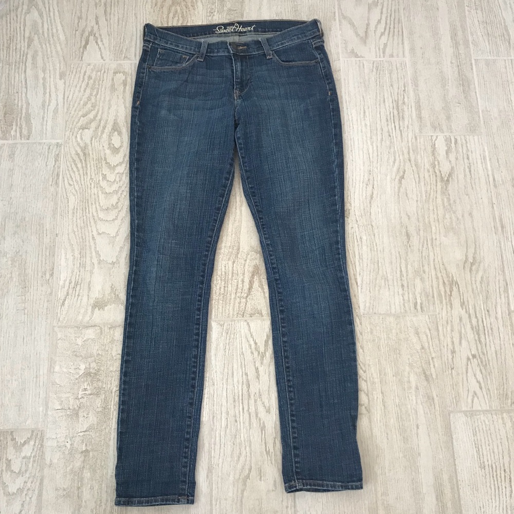 SOLD Old Navy Sweetheart Jeans size 6